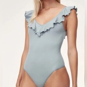Wilfred | Aritzia light baby blue dannette ruffle sleeve tank bodysuit Size M